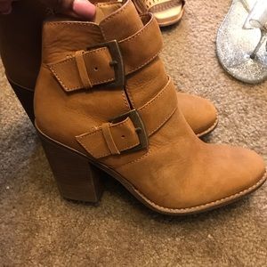 Steve Madden boots